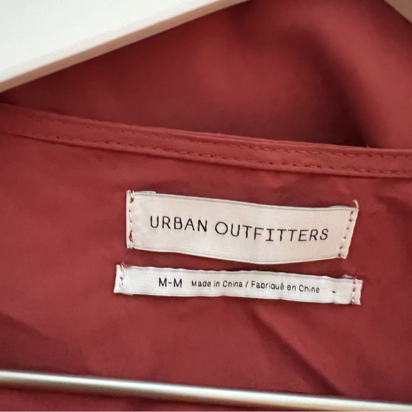 Urban Outfitters Open Front Tie Top Size Medium - Picture 5 of 6